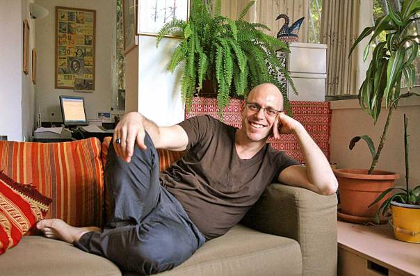 חלק קריטי מחוויית האמנות הוא לא לדעת מי כתב את היצירה. ירמי פינקוס  צילום: שי איגנץ