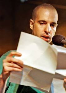 "לחוק הספרים אין דבר עם ספרות וסופרים". תומר ליכטש צילום: מוטי קיקיון