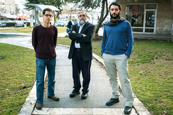 כור ההיתוך הרסני
לתכנים של כל קבוצה.
מימין לשמאל: פורת סלומון, הרב מרדכי ורדי ויונתן אמיר
צילום: פלאש 90