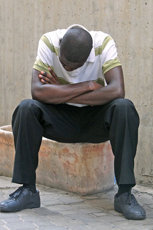 המתח בין החברה לבין הזר נטול הזהות הולך ומתעצם. עובד זר, דרום תל־אביב צילום: מרים צחי