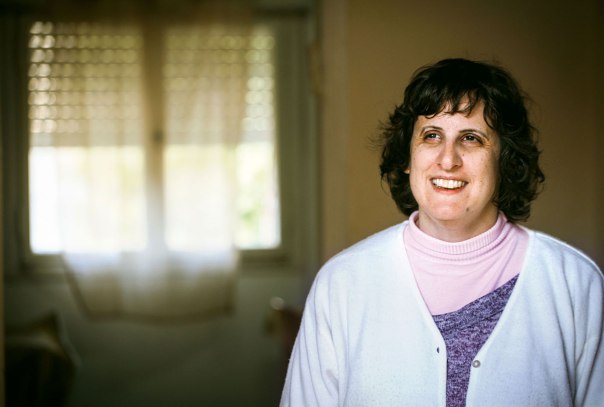 "אני מזמינה מטופלים לדבר על מה זה עושה להם, לשבת מול מישהי עיוורת". ליאת מנספלד  צילומים: אבישג שאר ישוב