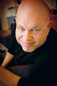 בכוח העורך ליצור מגמות תרבותיות.
רני גרף צילום: קרן תמוז בראון ליר