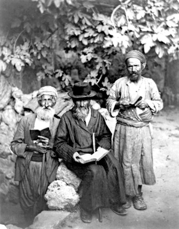 יחס חשדני ועוין. אנשי היישוב הישן, 1895