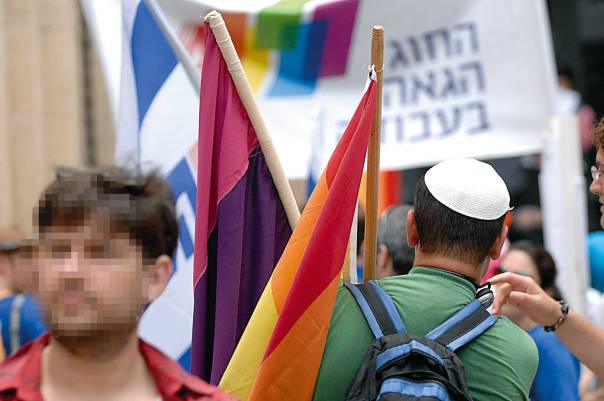 השיקול של "אנוס" אינו מתיר את העבירה מלכתחילה, אלא לכל היותר פוטר מעונש בדיעבד. מצעד הגאווה בחיפה צילום: מורן מעיין