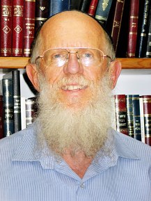 הרב יעקב מדן הוא ראש ישיבת ההסדר "הר עציון" וממחברי "אמנת גביזון-מדן" צילום: ישיבת הר עציון