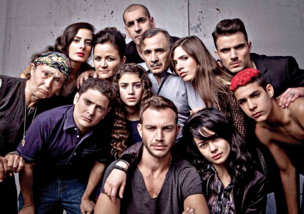 כל המשפחות האומללות די דומות זו לזו. "זגורי אימפריה"  צילום: אוהד רומנו, עיבוד תמונה: שיין הורביץ 