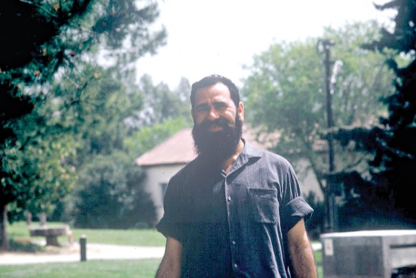  לחם כנגד הניסיונות להפרדה בבני עקיבא. ידידיה כהן 