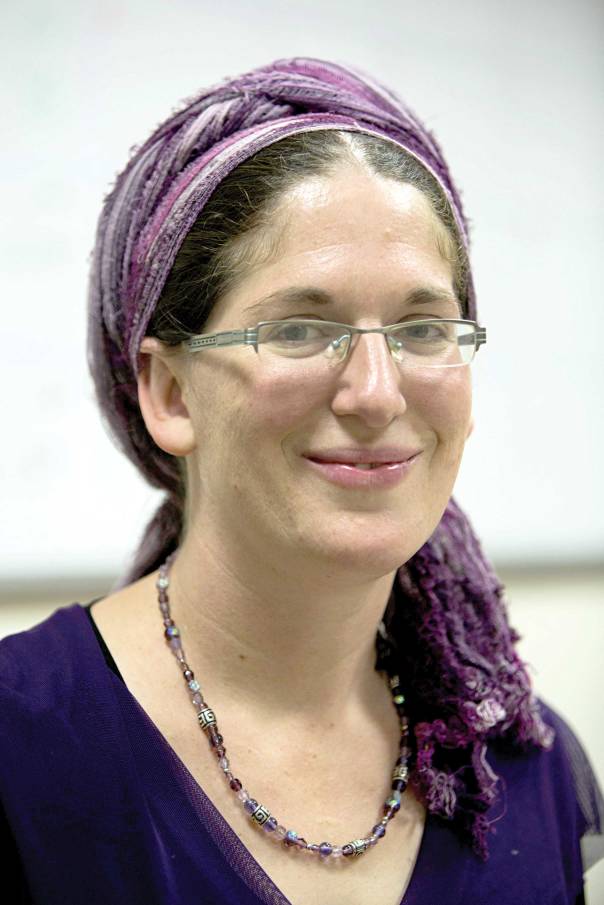 נחמנית, נבואית, רליגיוזית. סיון הר שפי צילום: פלאש 90