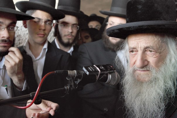 "איני רואה שום פקפוק בקבלת הגרמנים לגרי צדק". הרב שמואל הלוי ואזנר צילום: יעקב נחומי,
פלאש 90