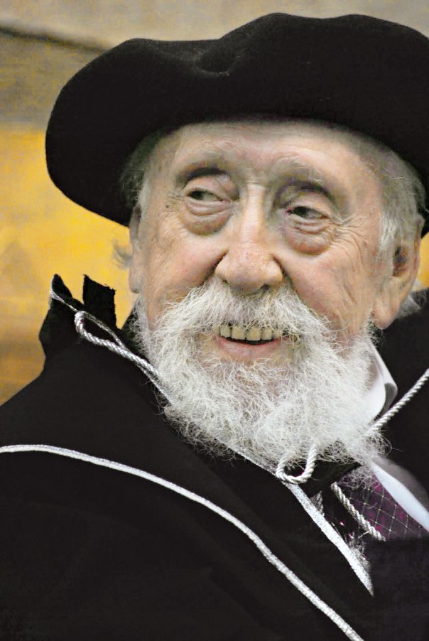 היה חסר כל נכונות לקבל מצבים קשים. פרופ' ראובן פוירשטיין בטקס הענקת פרס דוקטור לשם כבוד מאוניברסיטת קלוז' ברומניה, שהתרחש באוניברסיטת  בר־אילן, 2009 צילום: מיכאל פוירשטיין 