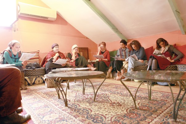  כל אדם וכל פרט בעולם הוא קצה קרחון, ומאחוריו סוד גדול.  בית מדרש "עלי באר" צילום: לימור כהן, limor Cohen arts  