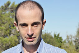 אפשר‭ ‬להיות‭ ‬אתאיסט‭ ‬למהדרין‭ ‬בלי‭ ‬להיות‭ ‬אנטי–דתי‭. ‬יובל‭ ‬נח‭ ‬הררי צילום‭: ‬יובל‭ ‬נח‭ ‬הררי 