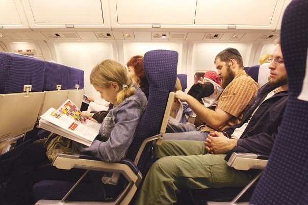 ברכת‭ ‬הגומל‭ ‬כברכה‭ ‬סובייקטיבית‭ ‬לפי‭ ‬תחושתו‭ ‬של‭ ‬כל‭ ‬אדם‭. ‬נוסעים‭ ‬במטוס צילום‭: ‬אנה‭ ‬קפלן‭, ‬פלאש‭ ‬90 