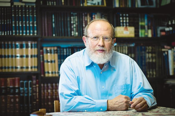 הלינגר‭: ‬הדמות‭ ‬המשמעותית‭ ‬ביותר‭ ‬בעולם‭ ‬הציוני‭ ‬הדתי‭ ‬בשלושים‭ ‬השנים‭ ‬האחרונות‭ ‬הוא‭ ‬הרב‭ ‬אלי‭ ‬סדן‭ (‬בתמונה‭). ‬הבן‭ ‬אדם‭ ‬הוביל‭ ‬מהפכה‭ ‬שההשפעות‭ ‬שלה‭ ‬ניכרות‭ ‬בכל‭ ‬היבט‭ ‬ של‭ ‬הציונות‭ ‬הדתית צילום‭: ‬אריק‭ ‬סולטן 