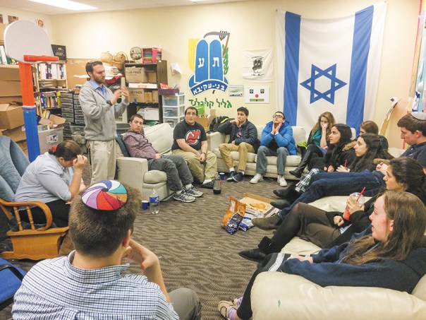 האם אנחנו מוכנים, סתם כך, לוותר על מיליוני יהודים? שליחי בני עקיבא בקליבלנד, ארה"ב צילום: הרב נעם פרל, בני עקיבא העולמית