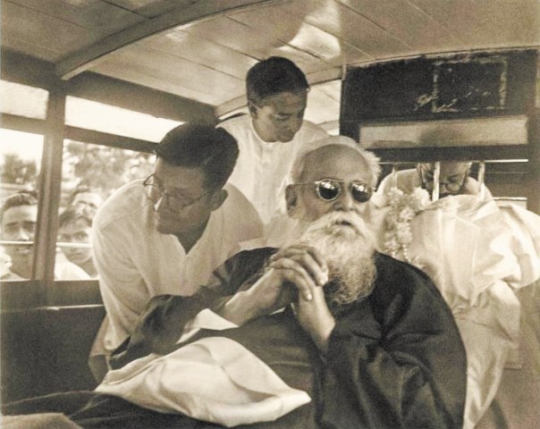 שילב לאומיות הודית עם השכלה מערבית. תמונתו האחרונה של טאגור, 1941